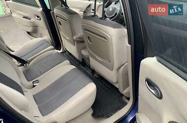 Мінівен Renault Scenic 2004 в  фото 11 Мінівен Renault Scenic 2004 в