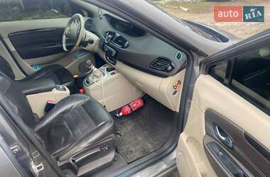 Мінівен Renault Scenic 2012 в 