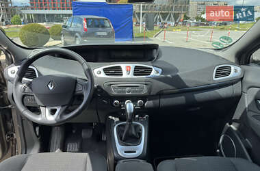 Мінівен Renault Scenic 2010 в 