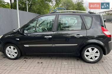 Минивэн Renault Scenic 2005 в 