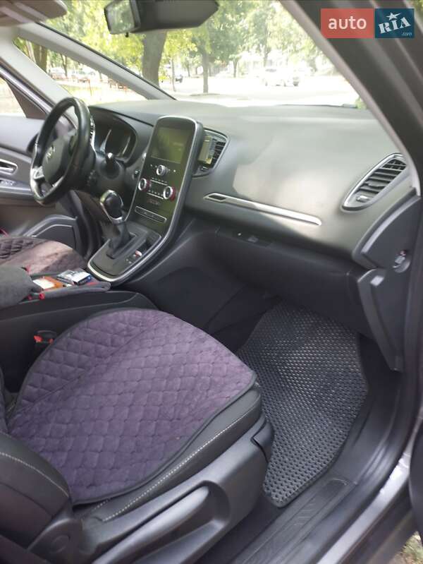 Мінівен Renault Scenic 2017 в Ірпені