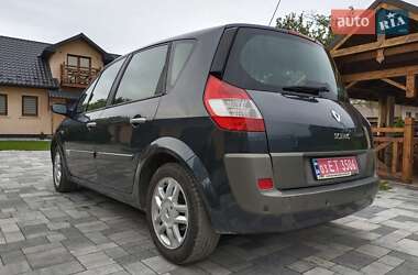 Минивэн Renault Scenic 2005 в 