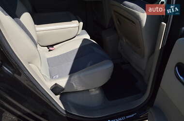 Минивэн Renault Scenic 2005 в 