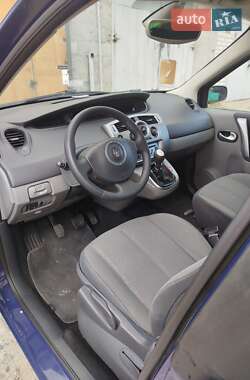 Минивэн Renault Scenic 2009 в 