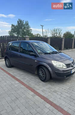 Минивэн Renault Scenic 2003 в 