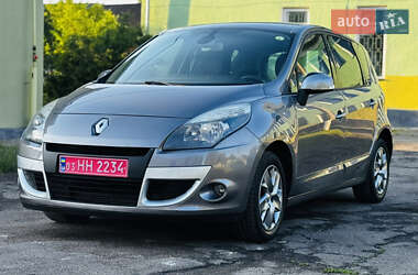 Мінівен Renault Scenic 2011 в Здолбуніві