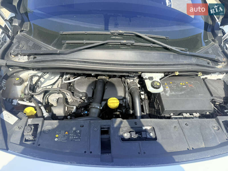 Минивэн Renault Scenic 2017 в Киеве