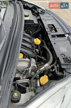 Минивэн Renault Scenic 2009 в 