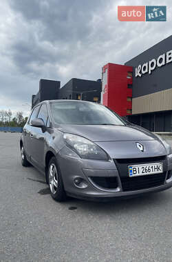 Минивэн Renault Scenic 2010 в Харькове