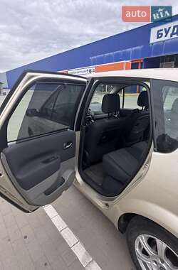 Минивэн Renault Scenic 2007 в 