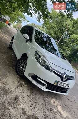 Минивэн Renault Scenic 2013 в 