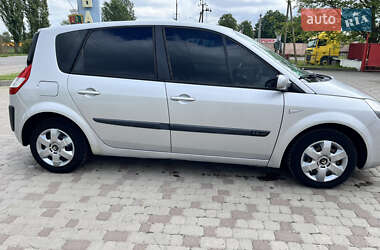 Минивэн Renault Scenic 2005 в 