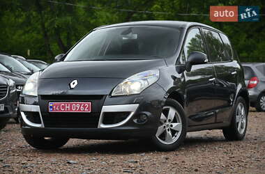 Минивэн Renault Scenic 2009 в 