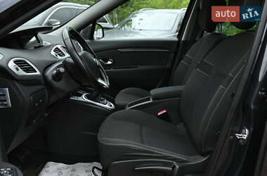 Минивэн Renault Scenic 2009 в 