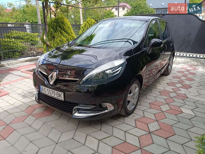 Renault Scenic 2012