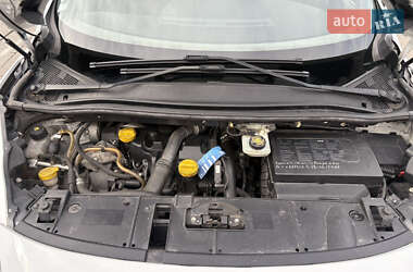 Минивэн Renault Scenic 2010 в 