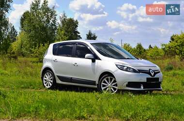 Минивэн Renault Scenic 2013 в 