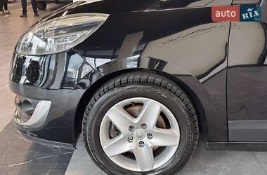 Мінівен Renault Scenic 2012 в 