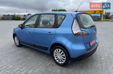 Мінівен Renault Scenic 2012 в 