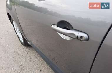 Мінівен Renault Scenic 2011 в 