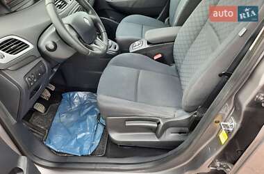 Мінівен Renault Scenic 2011 в 