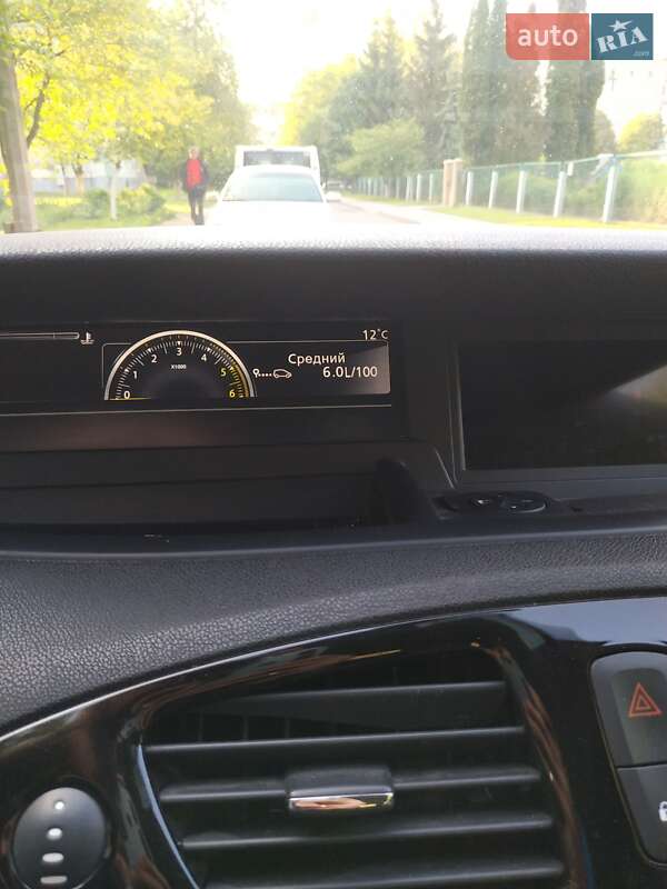 Минивэн Renault Scenic 2014 в Луцке
