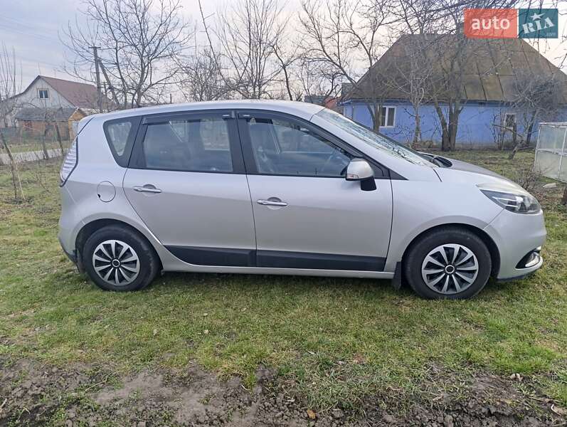 Минивэн Renault Scenic 2012 в Староконстантинове