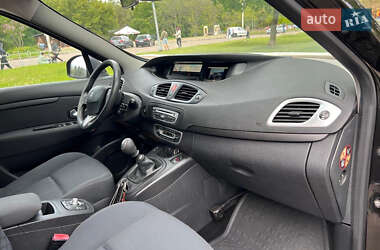 Мінівен Renault Scenic 2010 в 