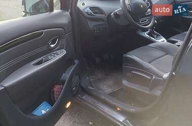 Минивэн Renault Scenic 2011 в 