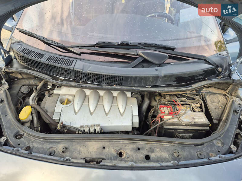 Мінівен Renault Scenic 2004 в Харкові
