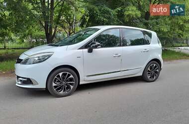 Минивэн Renault Scenic 2015 в 