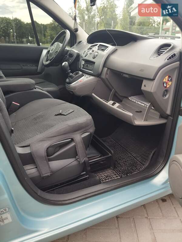 Минивэн Renault Scenic 2008 в Житомире