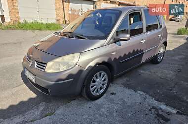 Минивэн Renault Scenic 2004 в 