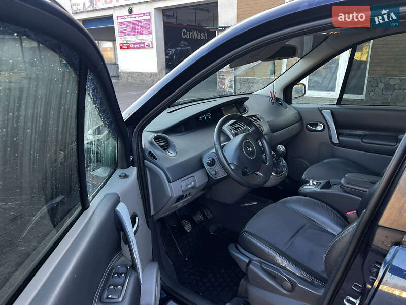 Минивэн Renault Scenic 2008 в Стрые