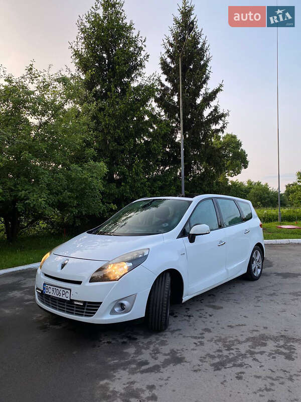 Мінівен Renault Scenic 2010 в Львові