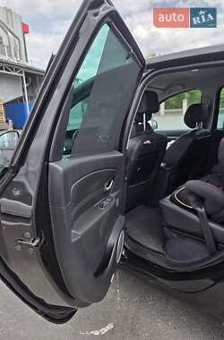Минивэн Renault Scenic 2009 в 