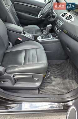 Минивэн Renault Scenic 2009 в 