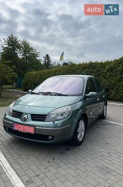 Мінівен Renault Scenic 2004 в Луцьку