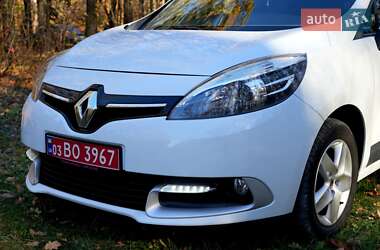 Мінівен Renault Scenic 2013 в 