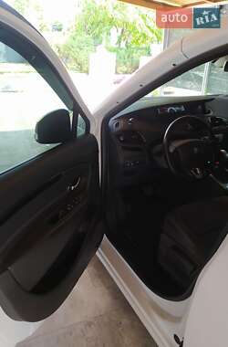 Минивэн Renault Scenic 2014 в 