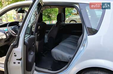 Минивэн Renault Scenic 2006 в 