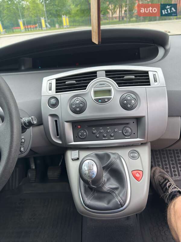 Мінівен Renault Scenic 2008 в Чернігові