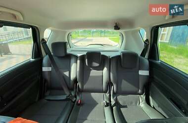 Минивэн Renault Scenic 2011 в 