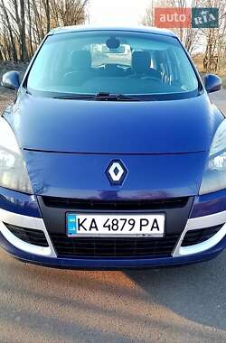 Мінівен Renault Scenic 2010 в Березані