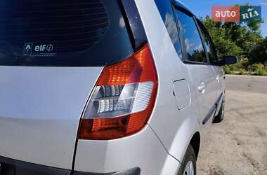 Минивэн Renault Scenic 2006 в 