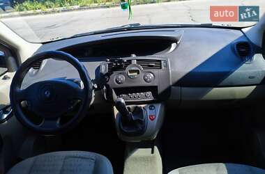 Минивэн Renault Scenic 2006 в 