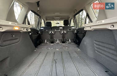 Минивэн Renault Scenic 2010 в 
