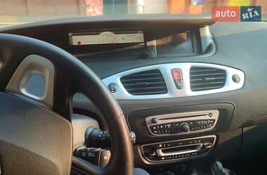 Мінівен Renault Scenic 2009 в 