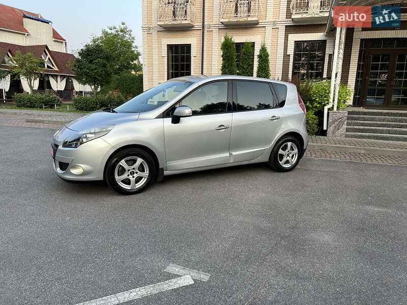 Минивэн Renault Scenic 2010 в Виннице