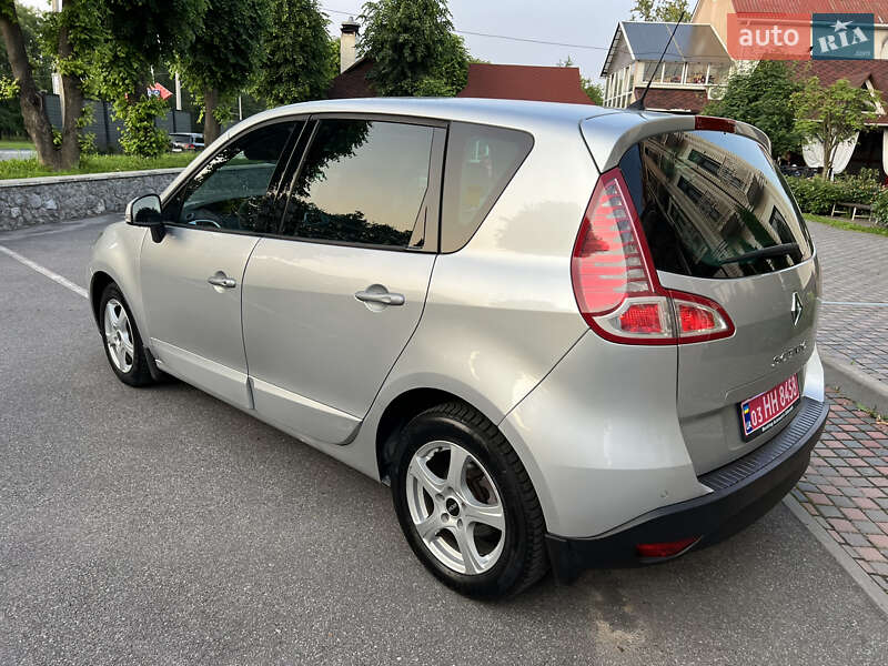 Минивэн Renault Scenic 2010 в Виннице